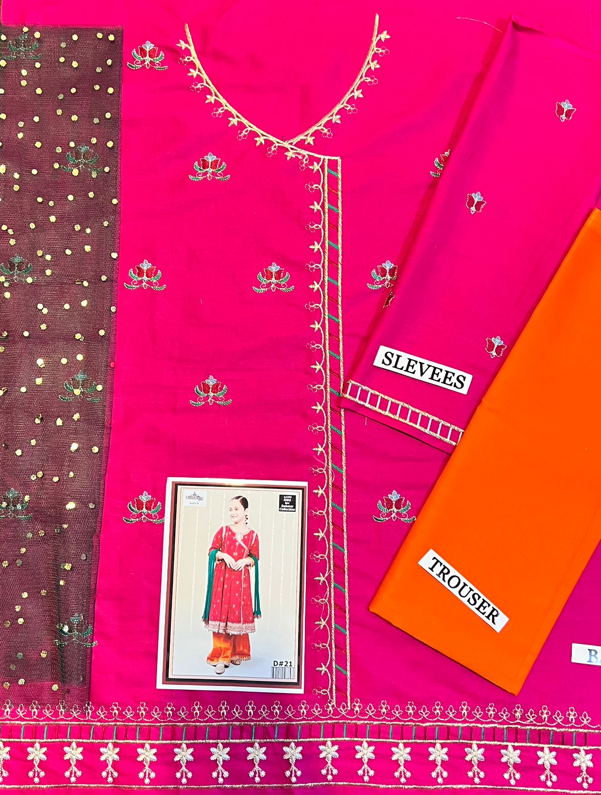 MARIA B KIDS 3PC LAWN Embroidered SUIT KD-7002