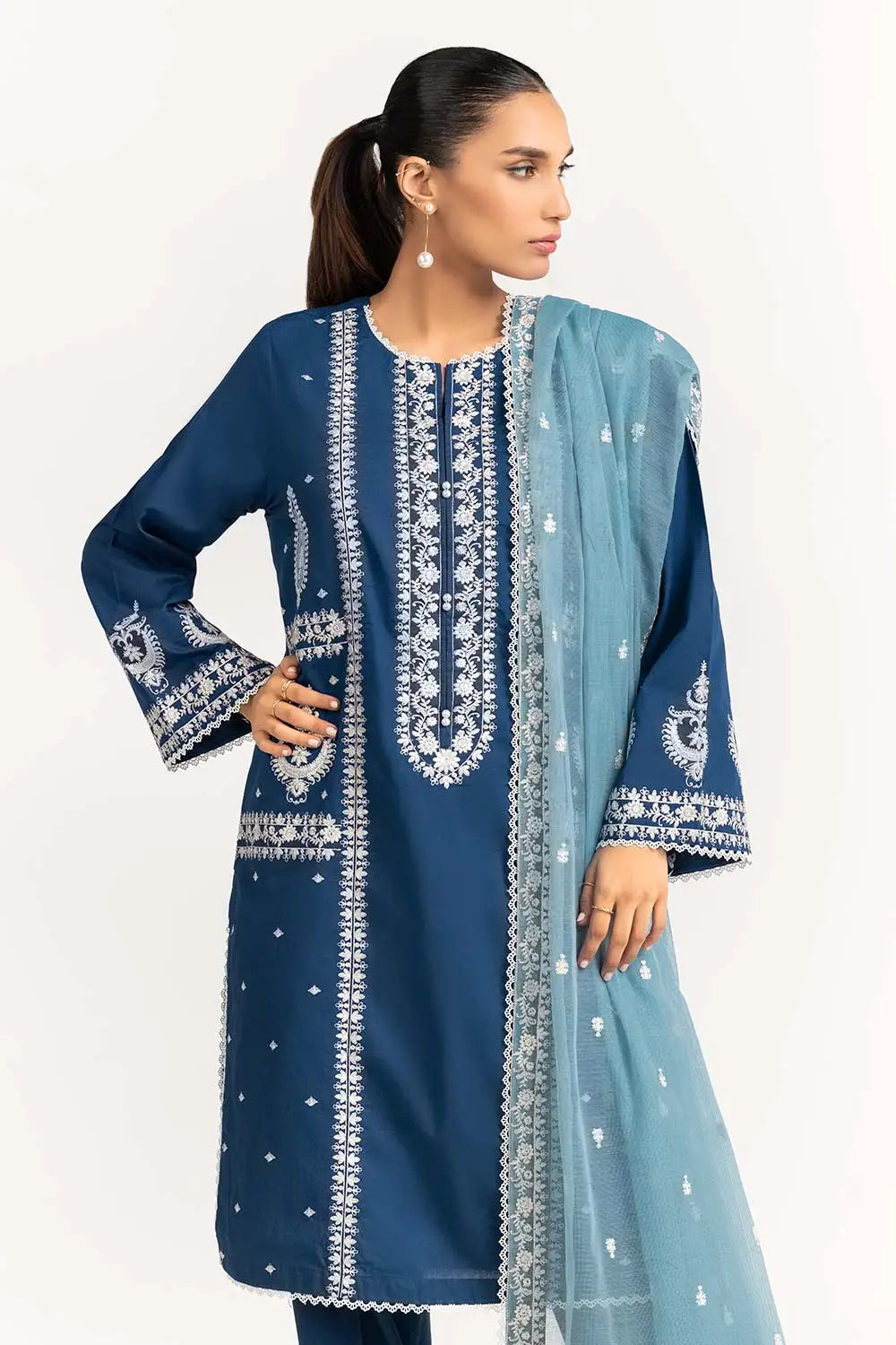 Lawn 3PC Embroidered SM-204