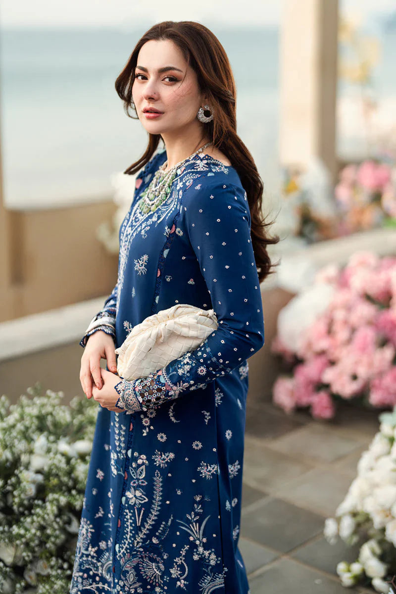 QALAMKAR - 3PC LAWN EMBROIDERED SHIRT WITH JACQUARD WEAVED EMBROIDERED DUPATTA AND COTTON TROUSER \ 1080