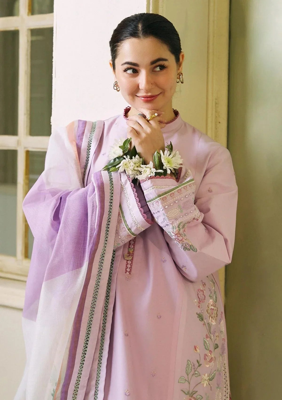 Embroidered Luxury Lawn Unstitched 3Pc | 1066