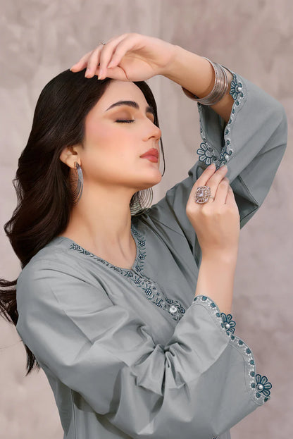 3PC Lawn Shirt With EMBROIDERY Dupatta NQ-1105