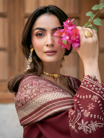 IZEL-Dhanak Embroidered Suit DN-2096