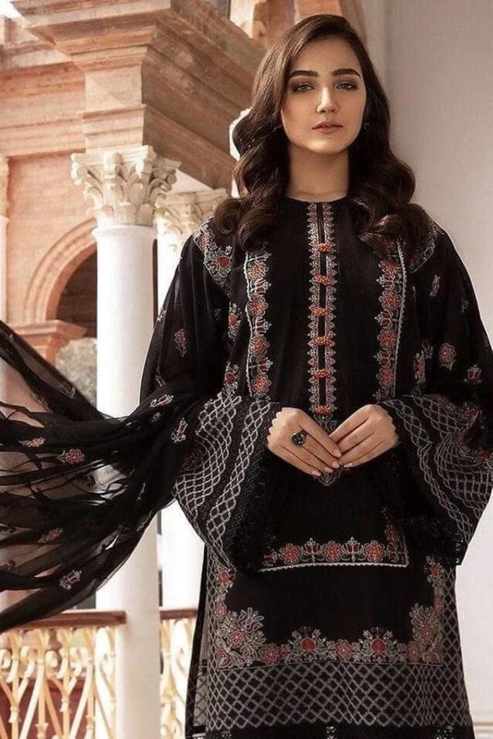 Lawn 3PC Embroidered SM-171