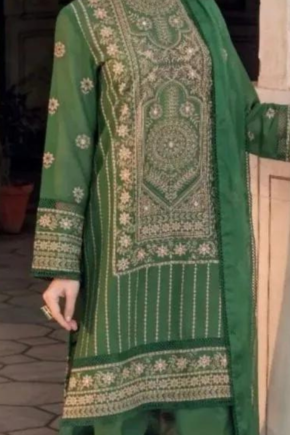 Lawn 3PC Embroidered SM-161