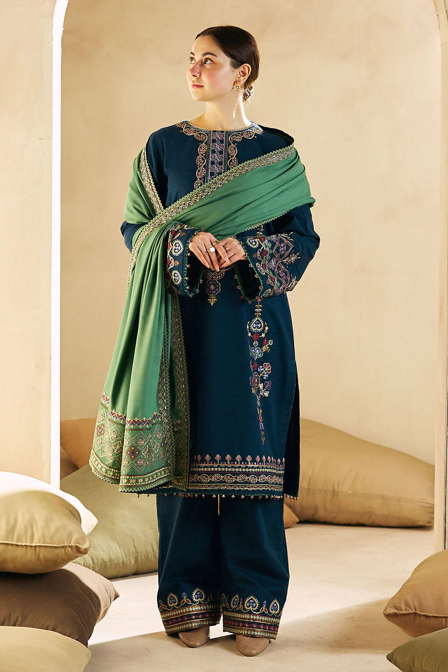 Lawn 3PC Embroidered with Print Duppata SM-217